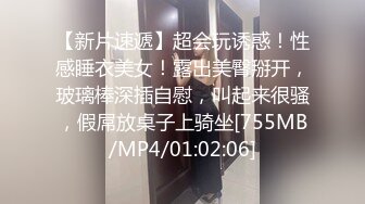 十一月最新流出魔手外购 极品收藏商场女厕后拍 极品高颜值长靴美女的粗粑粑菊花都得撑疼了蹲了十多分钟 (1)