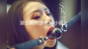 老婆让绿帽帮忙选择了腹肌男，见面就给他口