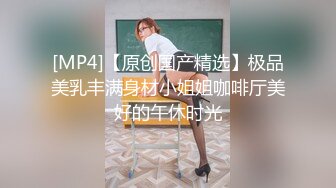 23年度厕沟新作 纸箱厂沟厕全景偷窥多位女职员各种姿势嘘嘘2 (4)