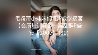 商场女厕蹲守珠宝店的黑丝高跟美女3肥美的黑鲍鱼 (1)