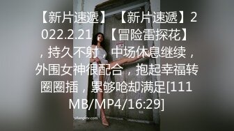 再来一波老婆的口活合集，多套情趣衣，技术手法精湛好的没的说