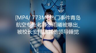 【Nina小蜜桃】超强绿帽夫妻线下邀单男3P4P换妻大乱交，王八男坐旁边观战 (1)