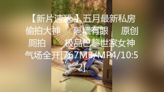 zzpp05.com@超火的二次元小姐姐3p来了，姐夫，单男，姐姐，一家人一起玩