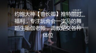 ❤️JK制服❤️表面看起来很乖巧可爱，裙底却是开裆黑丝袜，只为了方便做爱