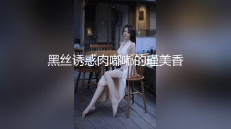 浴室偷装摄像头偷拍新泡的气质高挑女友洗澡居然还站着尿尿