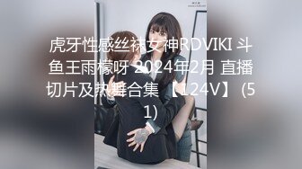 【新速片遞】 动漫展一箭双雕两个没穿安全裤JK小美女的裙底风光❤️一个黑窄内一个绿内[441MB/MP4/04:49]