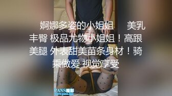 邪恶的房东暗藏摄像头偷拍B毛浓郁的美少妇洗澡